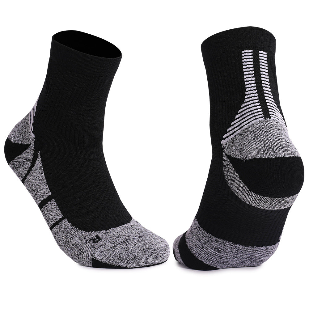 Performance Grip Socks for Men – Breathable, Anti-Slip Athletic Socks for Training, Running & Basketball