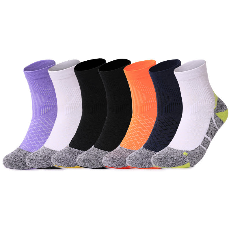 Performance Grip Socks for Men – Breathable, Anti-Slip Athletic Socks for Training, Running & Basketball